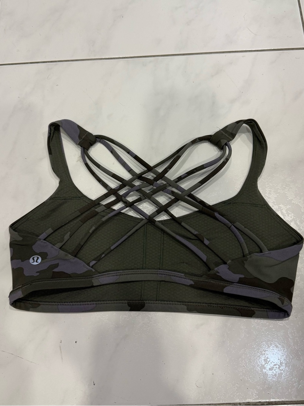 Lululemon Camo Sports Bra - Green/Gray - Picture 2 of 4